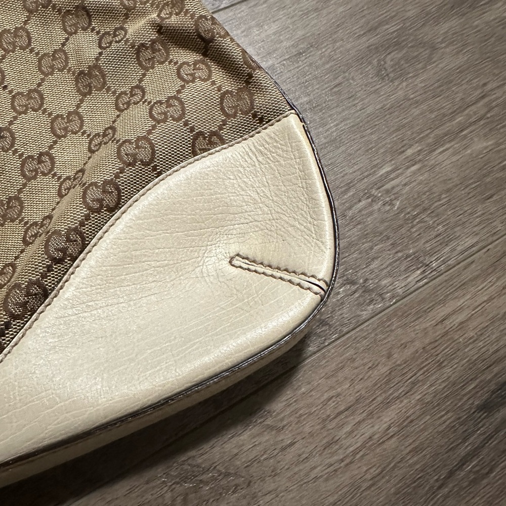 Gucci Brown GG Canvas Hasler Shoulder Bag White Beige Cream - Picture 3 of 9